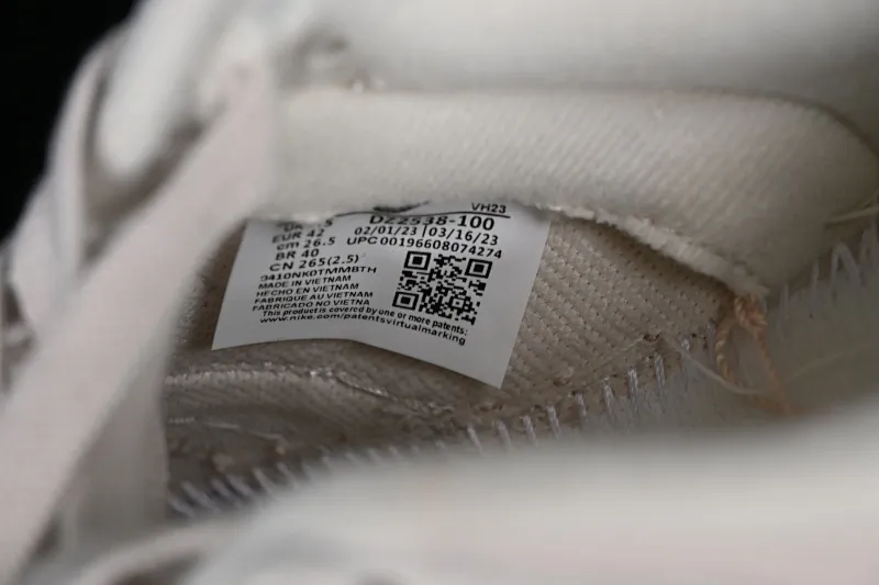 All Categories Nk SB Dunk Series Nk SB Dunk Low Low-top sneakers Nk Dunk Low "Light Orewood Brown" ​Light brown canvas SB low-top sports and leisure sneakers DZ2538-100